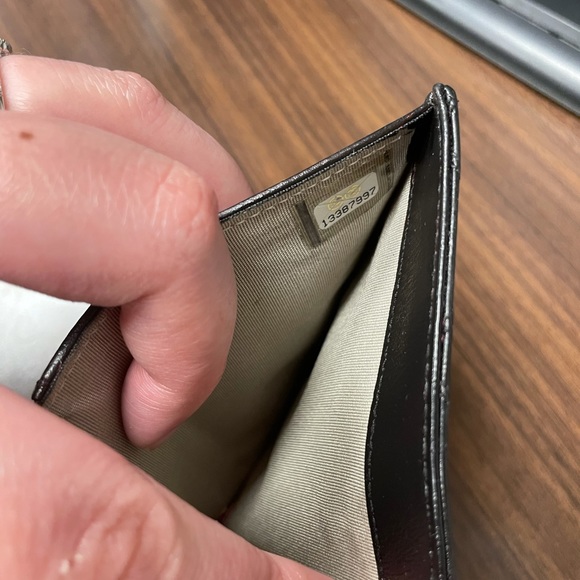 Authentic Chanel Wallet - Picture 8 of 8